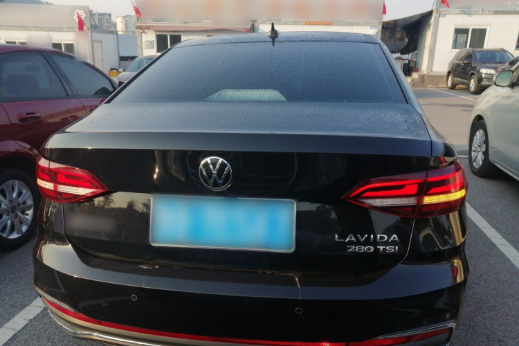 大众 朗逸 2023款 1.5L 自动满逸版车身外观6004