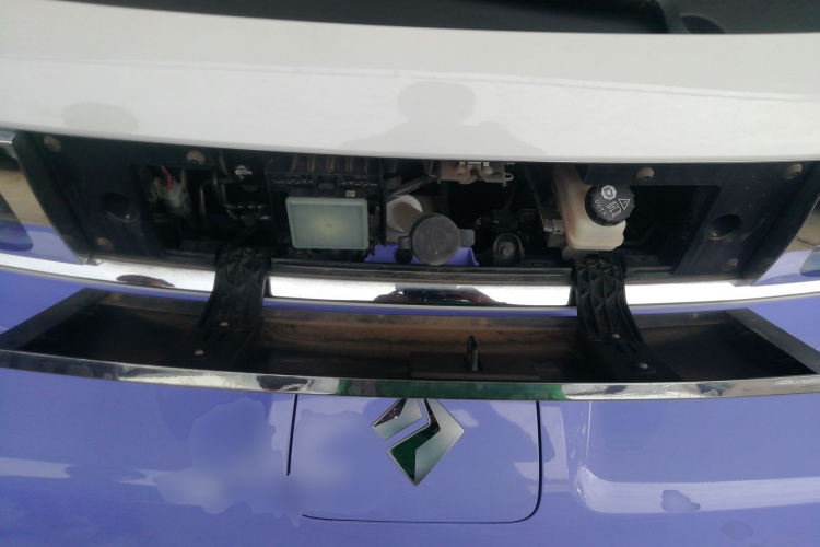 宝骏KiWi EV 2023款 大疆版 三元锂局部细节24