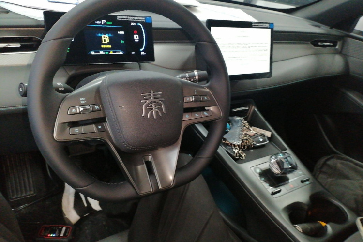 比亚迪 秦PLUS 2025款 DM-i 智驾版 55KM领先型中控内饰7002