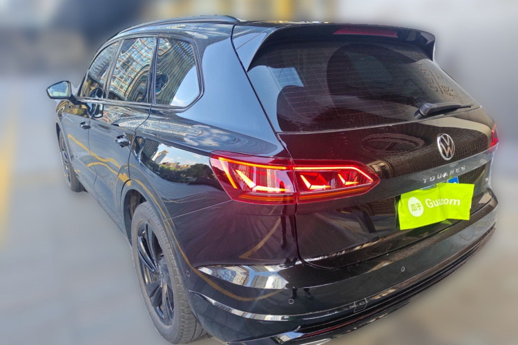 大众 途锐 2022款 3.0TSI 锐享版 曜黑运动套装车身外观6003