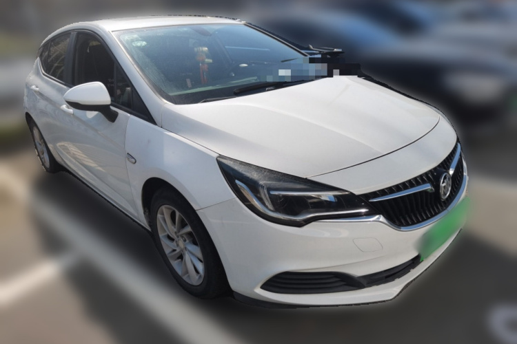 别克 威朗 2018款 两厢 15S 自动领先型车身外观3