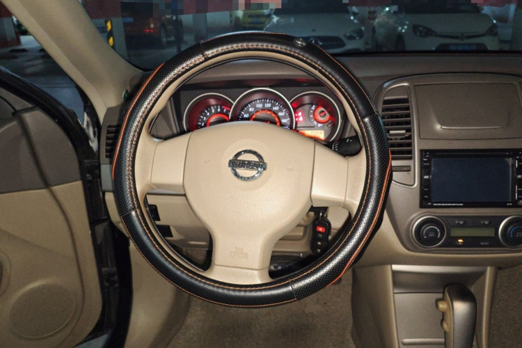 日产 轩逸 2012款 经典 1.6XL 自动豪华版局部细节13