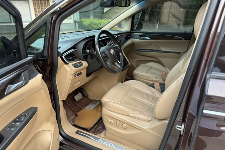 别克GL8 2018款 ES 28T 旗舰型 国VI中控内饰7005