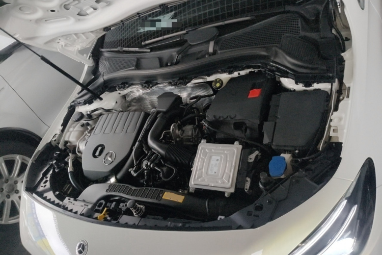 奔驰B级 2022款 改款 B 200 动感型局部细节24