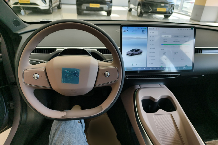 小鹏MONA M03 2025款 515 长续航 Plus中控内饰7002