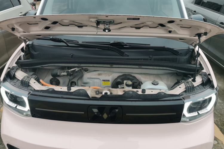 五菱汽车 宏光MINIEV 2022款 马卡龙臻享款 磷酸铁锂机舱底盘24