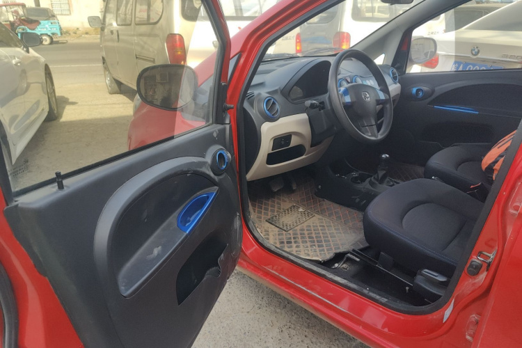 江铃集团新能源 江铃E200L 2018款 E200L 标准型（250KM）中控内饰20