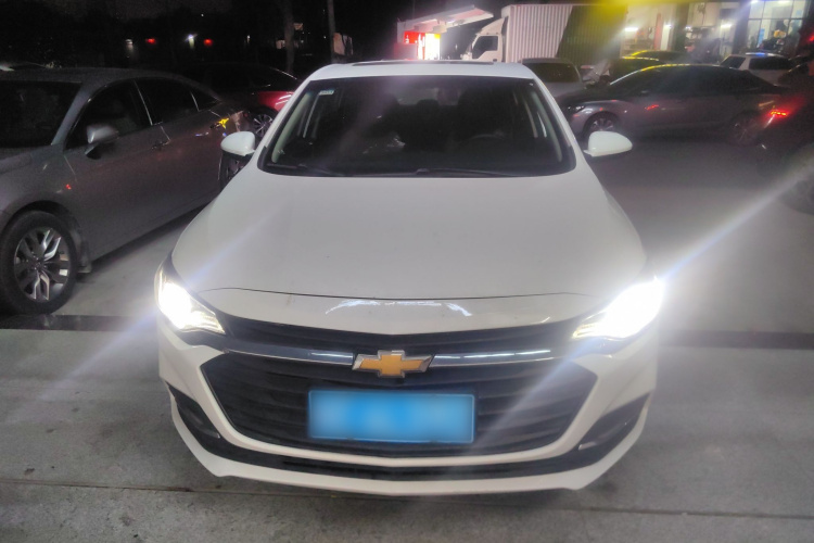 雪佛兰 科鲁泽 2022款 320 自动悦享天窗版车身外观6001