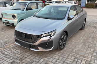 标致408 2022款 1.6T 追光版