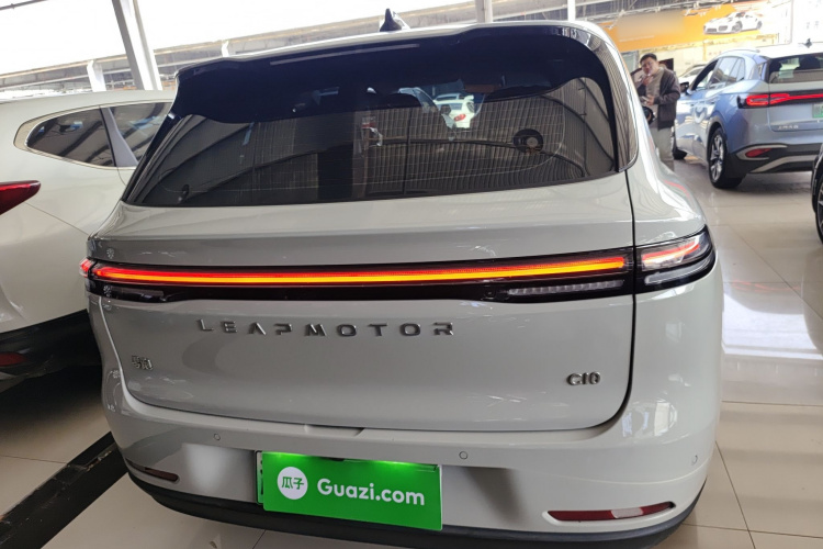 零跑汽车 零跑C10 2024款 210舒享版车身外观6