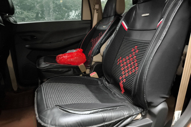 五菱汽车 五菱宏光 2021款 1.5L改款 S标准型 液压助力LAR中控内饰7004