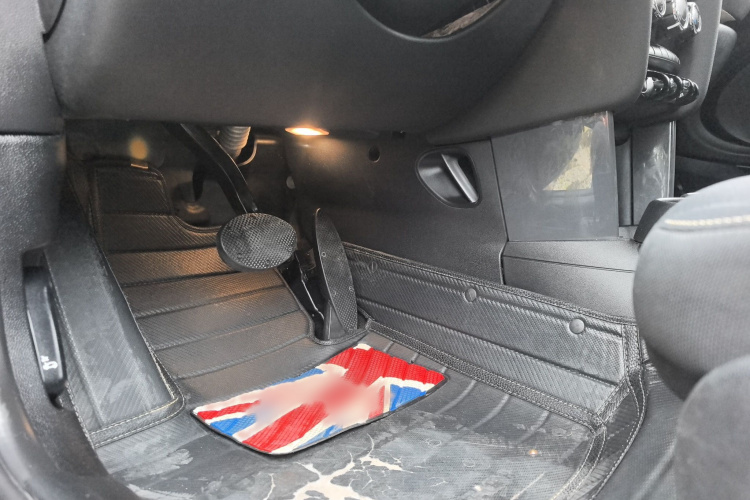 MINI 2014款 1.2T ONE中控内饰7003