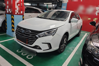 比亚迪 秦新能源 2018款 秦EV450 智联锋尚型