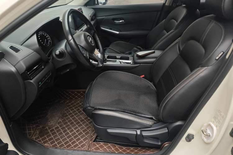 日产 轩逸 2021款 1.6L XL CVT悦享版中控内饰19