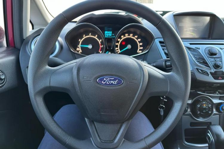 福特 嘉年华 2013款 两厢 1.5L 自动时尚型中控内饰7005