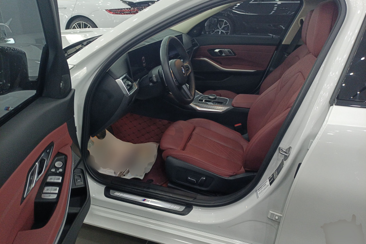 宝马3系 2023款 325Li M运动曜夜套装中控内饰19