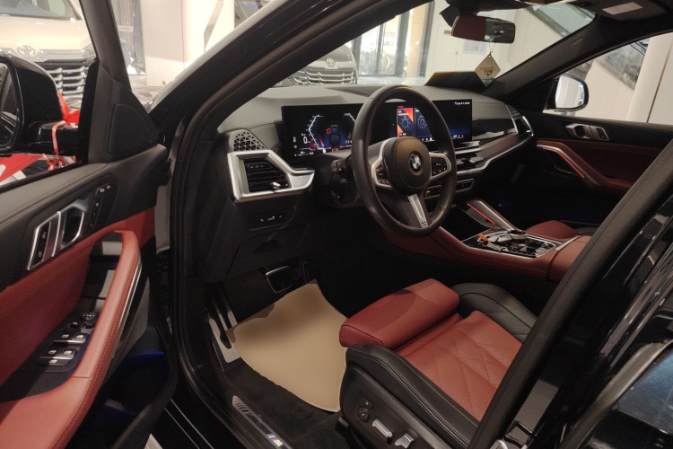 宝马X6 2023款 xDrive30i M运动套装中控内饰19