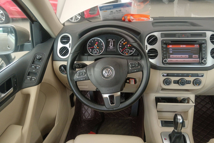 大众 途观 2015款 1.8TSI 自动两驱舒适版局部细节13