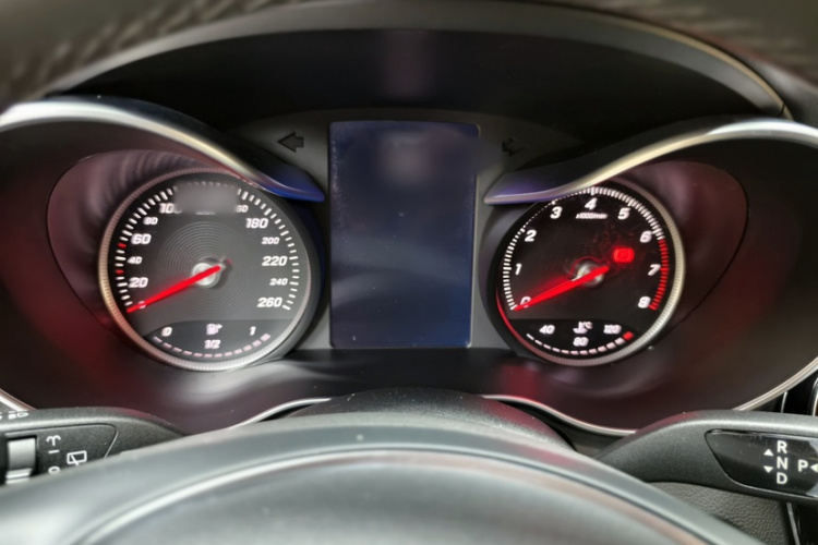 奔驰GLC 2017款 GLC 260 4MATIC 豪华型中控内饰7006