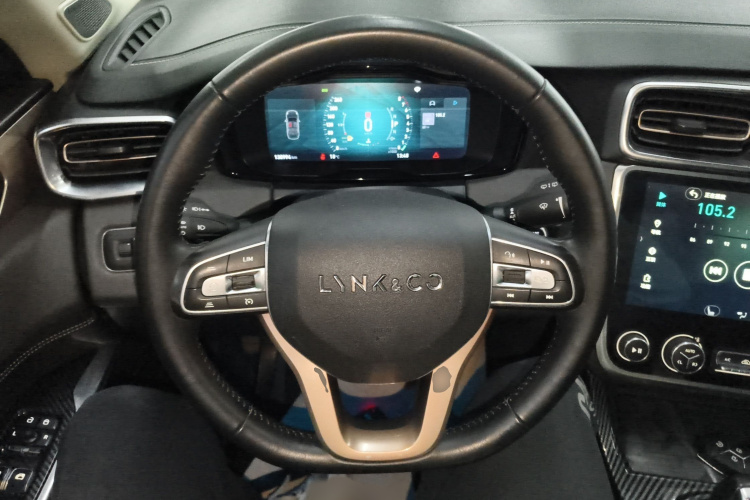 领克01 2017款 2.0T 两驱型Pro版局部细节13