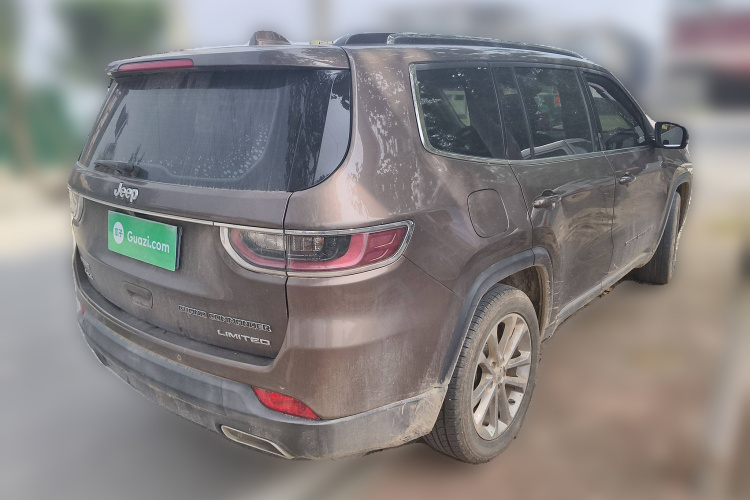 Jeep 大指挥官 2018款 2.0T 四驱臻享版 国V车身外观6005