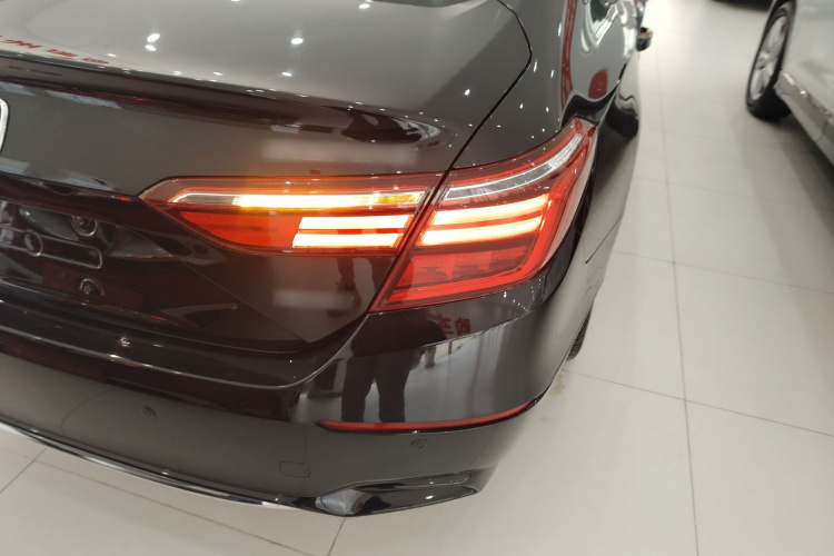 本田 英仕派 2022款 锐·混动 2.0L 净雅版车身外观6006