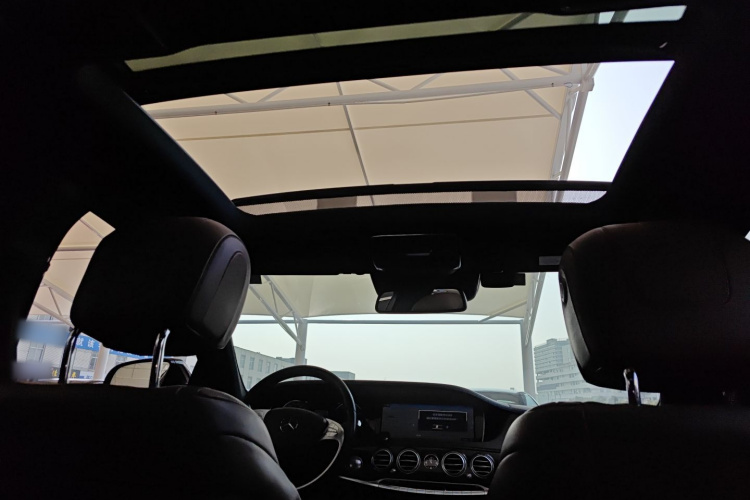 奔驰S级 2017款 S 320 L 商务型中控内饰22