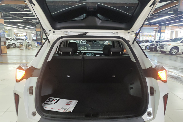 广汽传祺 传祺GS3 2023款 影速 270T 劲享版机舱底盘23