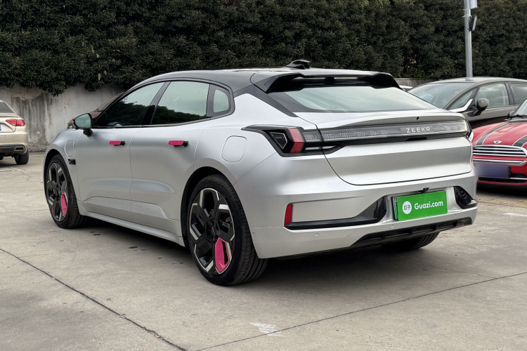 极氪001 2023款 WE版 86kWh车身外观6006