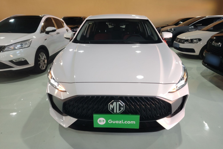 名爵 MG5 2023款 180DVVT 手动风尚版车身外观2