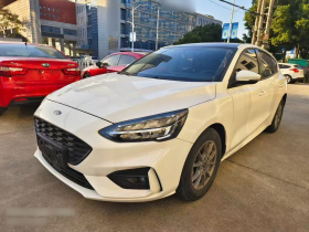 福特 福克斯Active 2021款 EcoBoost 180 自动劲潮型