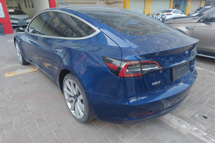 特斯拉 Model 3 2019款 标准续航后驱升级版车身外观6003