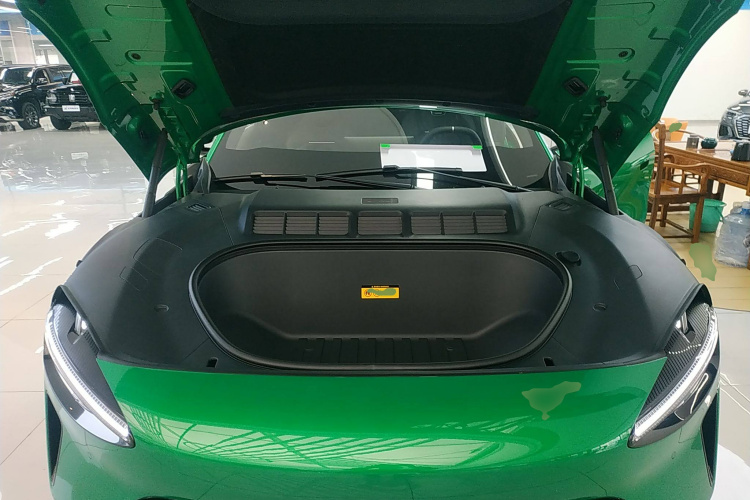 小米汽车 小米YU7 2025款 超长续航后驱版局部细节24