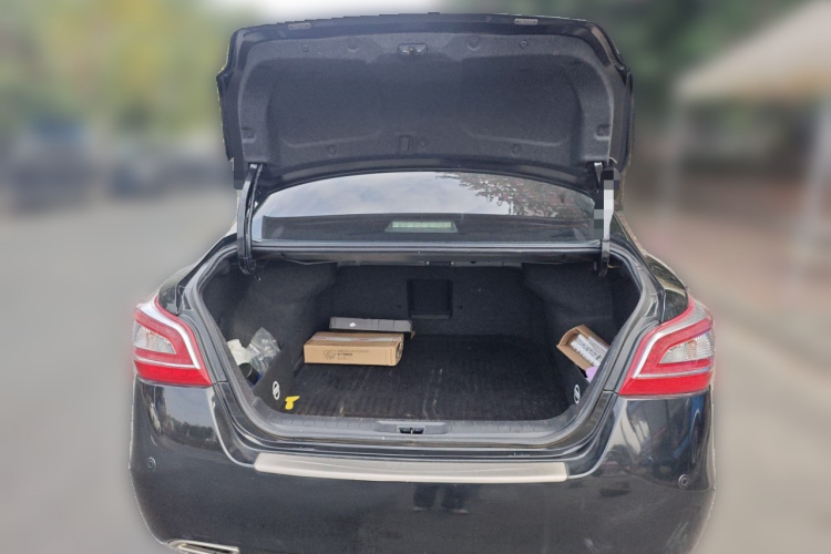 日产 天籁 2014款 公爵 2.5L XV尊享版中控内饰23