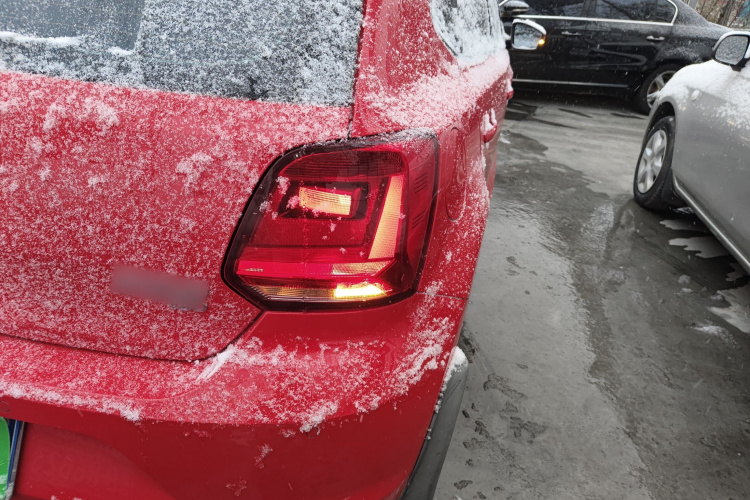 大众 Polo 2016款 1.6L 自动舒适型车身外观9