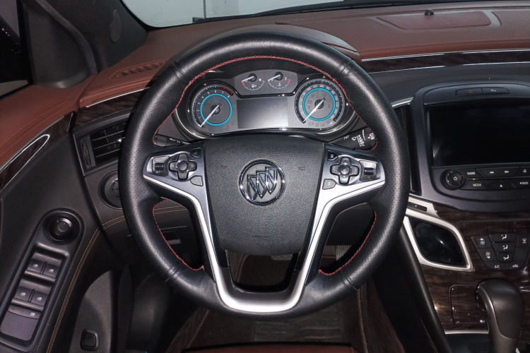 别克 君越 2013款 2.4L SIDI精英舒适型局部细节13