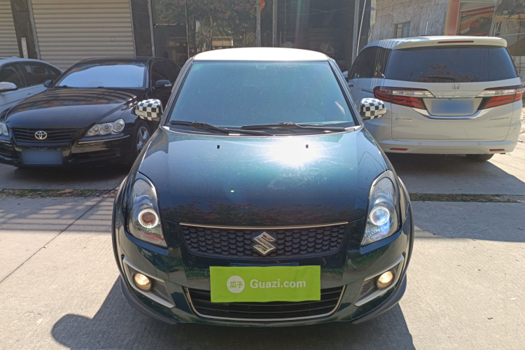 铃木 雨燕 2016款 1.5L 自动时尚型酷玩版车身外观2