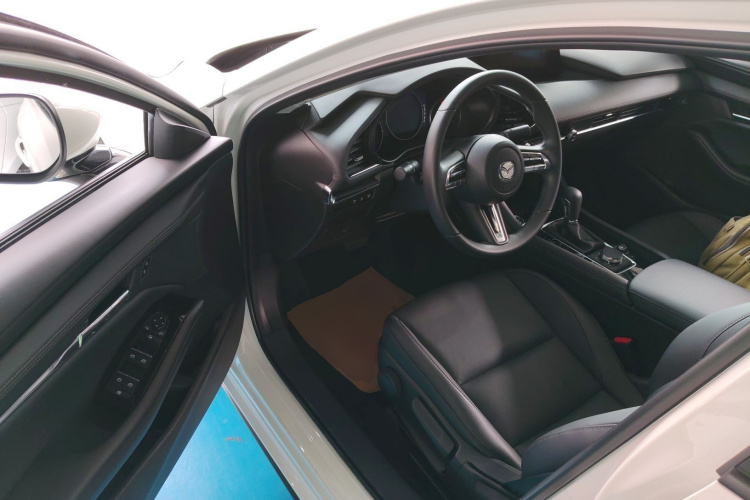 马自达3 昂克赛拉 2023款 2.0L 自动质雅版中控内饰20