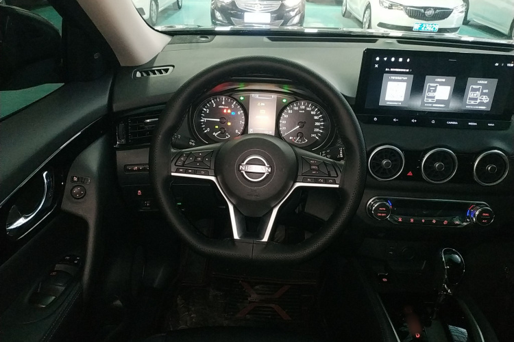 日产 奇骏 2025款 荣誉 2.0L 两驱真心版局部细节13