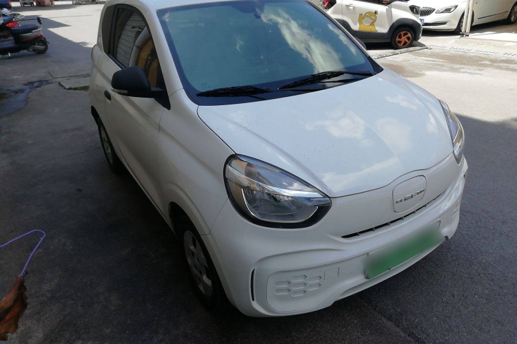 荣威 科莱威CLEVER 2021款 302km新四座超能版车身外观3