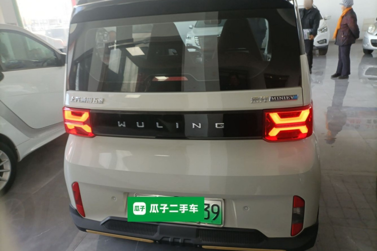 五菱汽车 宏光MINIEV 2022款 马卡龙臻享款 磷酸铁锂车身外观6