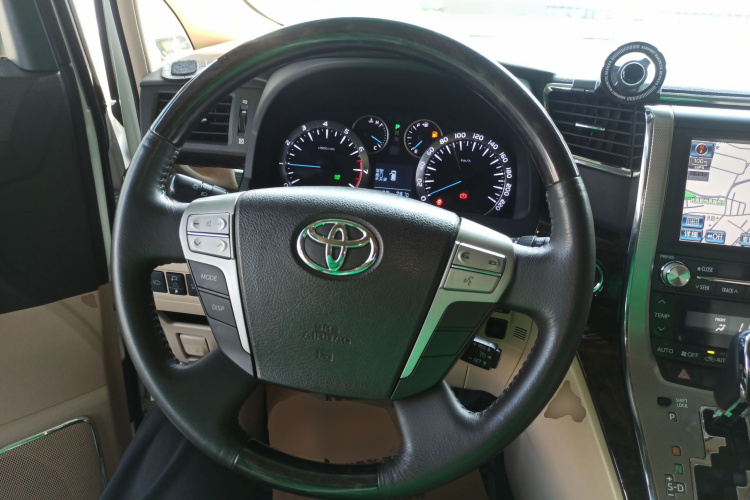 丰田 埃尔法 2012款 3.5L 豪华版中控内饰13