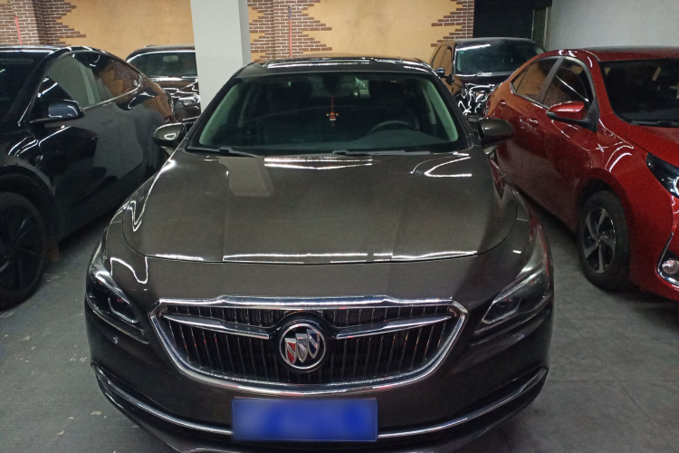 别克 君越 2018款 20T 精英型车身外观2