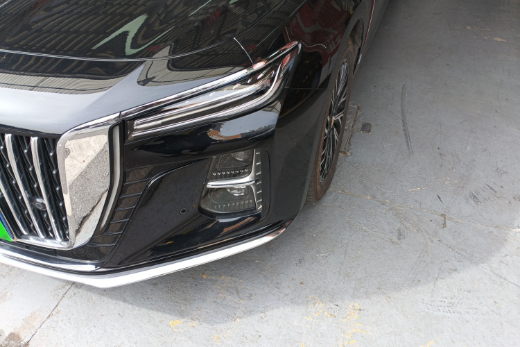 红旗H5 2024款 2.0T 自动智联旗畅版局部细节36