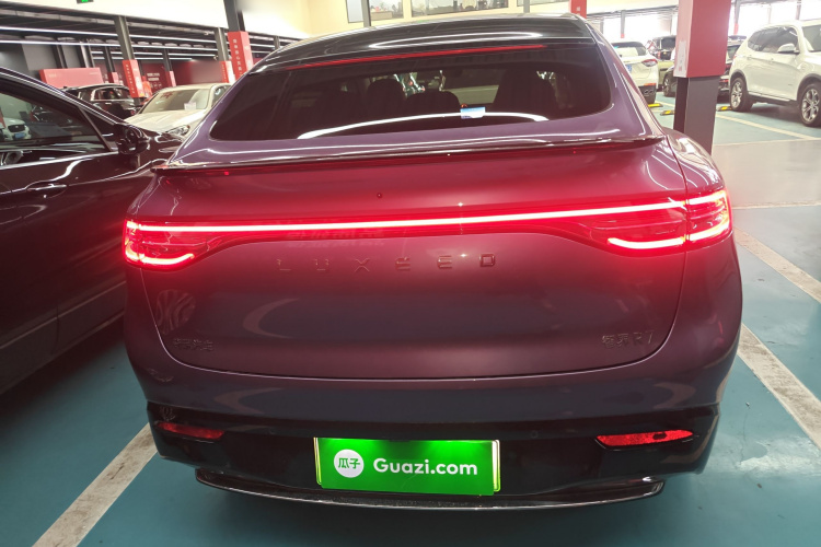 鸿蒙智行 智界R7 2024款 纯电 736km UItra车身外观6004