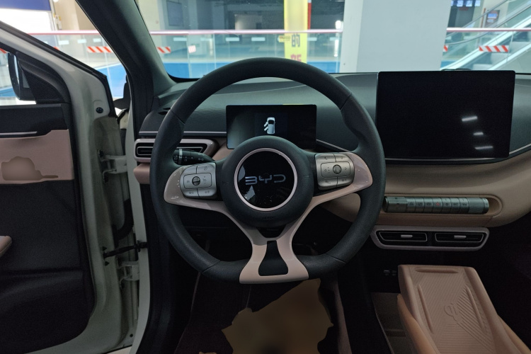 比亚迪 海鸥 2025款 305km 活力版中控内饰13