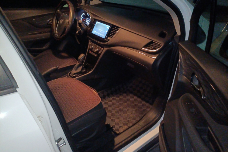 别克 昂科拉 2017款 18T 自动两驱都市领先型局部细节9005