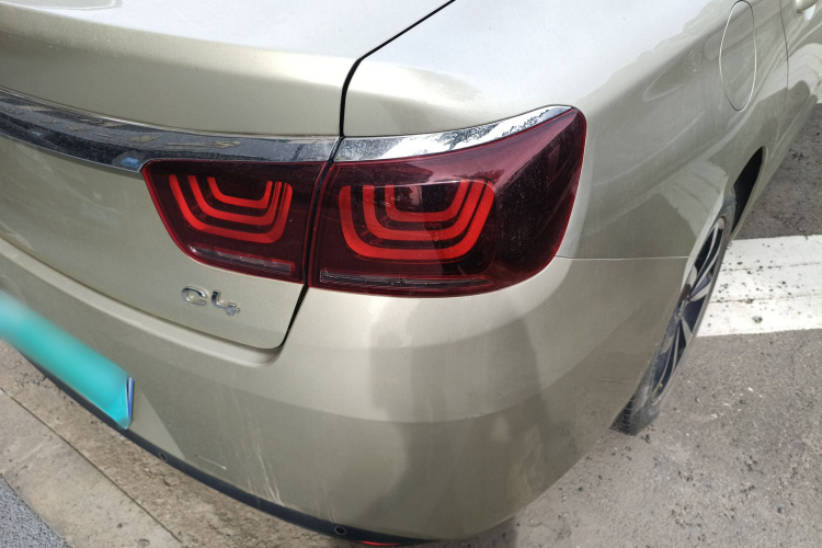 雪铁龙 C4世嘉 2018款 1.6L 自动豪华型车身外观6006