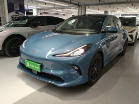 智己汽车 智己LS6 2025款 超强性能灵蜥智享版