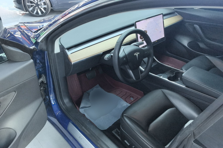 特斯拉 Model 3 2019款 标准续航后驱升级版中控内饰7003